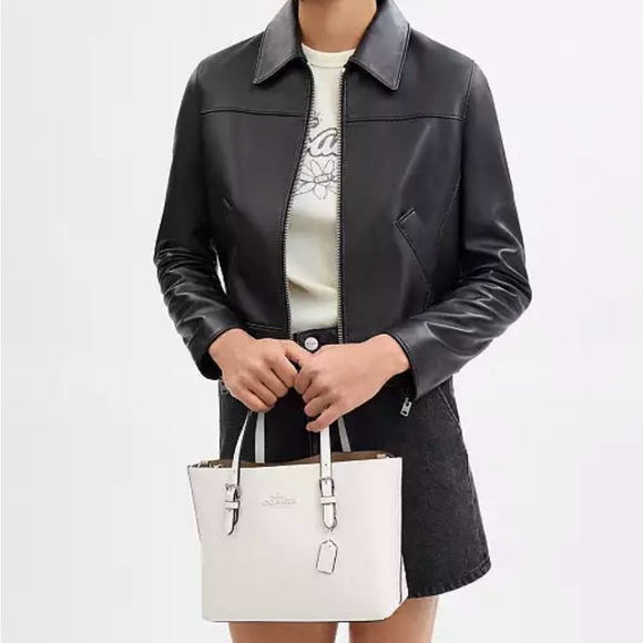 Coach Mollie 25 tote bag in chalk off white with charm - Picture 7 of 12